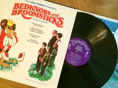 画像2: ＬＰレコード　1971年　ディズニー映画「ベッドノブとほうき」物語と歌（英語） ディズニーランドレコード（US盤）