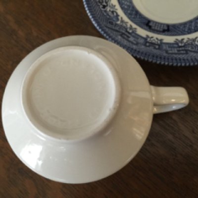 画像7: チャーチル　ブルーウィロー　カップ＆ソーサー　その２　made in England