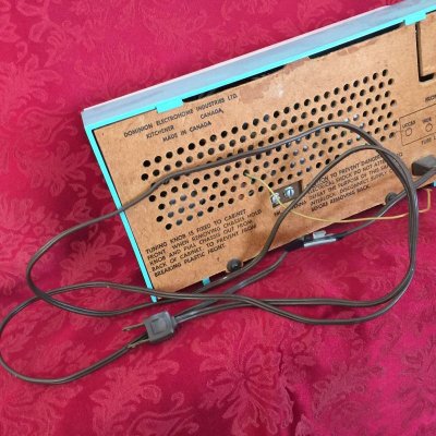 画像8: ビンテージ真空管ラジオ　ＦＭ／ＡＭ　ターコイズとホワイト　動作確認済【動画あり】