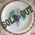 sold ウェストモーランド　ミルクグラス　ビーズエッジ 手描きフルーツ　サラダプレート　グレープ　その２