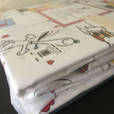 画像4: スヌーピーと仲間たち　ポッタリーバーン新品未開封シーツ２枚+枕カバーセット　100%オーガニックコットン　ツインサイズ　バレンタイン柄