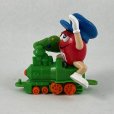 画像5: ＊　M&M's クリスマス・グリーン汽車・クリスマスツリーを運ぶレッド