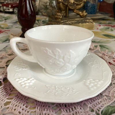 画像4: インディアナグラス　ミルクグラス　ハーベストグレープ　カップ &ソーサー 