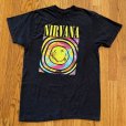 画像1: ＊　MEN NIRVANA グラフィック・スマイル T-シャツ  (1)