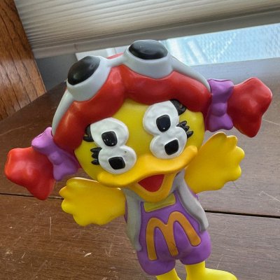 画像4: ＊　コレクタブル　米国マクドナルド・ハッピーセットトイ カクタスプラントフリーマーケット バーディー 2022年