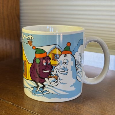 画像1: ＊　カリフォルニアレーズン・クリスマスマグ 雪だるま制作　1988年 韓国製