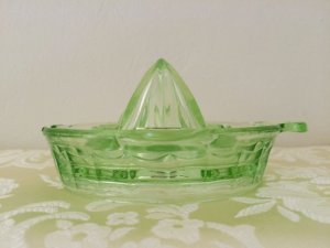 画像3: Depression Vaseline / Uranium Glass Reamer, Green, AS IS (3)