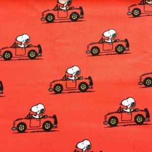 画像1: スヌーピー　2019年新作生地　赤いオープンカー（ユナイテッド フィーチャー シンジケイト社） (1)