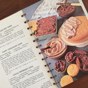 画像4: ハーシーズ チョコレート・クッキングブック  1983 (4)