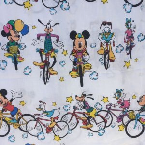 画像1: ディズニー　ミッキー&ミニー　サイクリング/自転車　ツインサイズ　フラットシーツ (1)