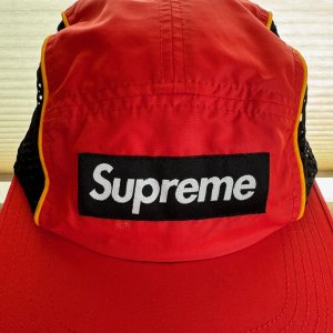 画像2: ＊　MEN Supreme キャップ 赤+黒メッシュ 米国製 (2)